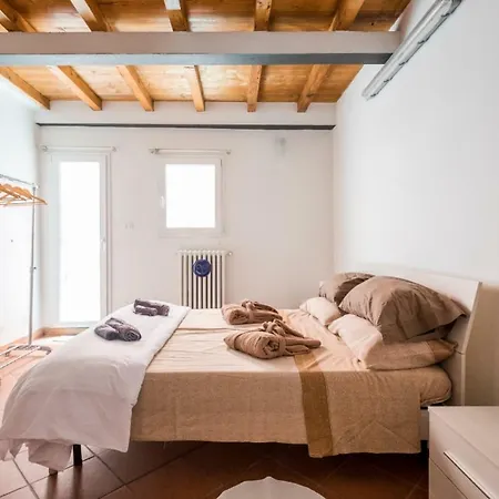 Apartment Whouse Mirasole Bologna