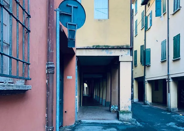 Whouse Mirasole Apartament *