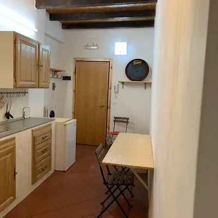 Whouse Mirasole * Bologne