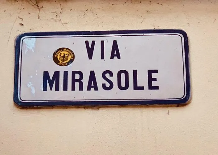 Whouse Mirasole * 볼로냐